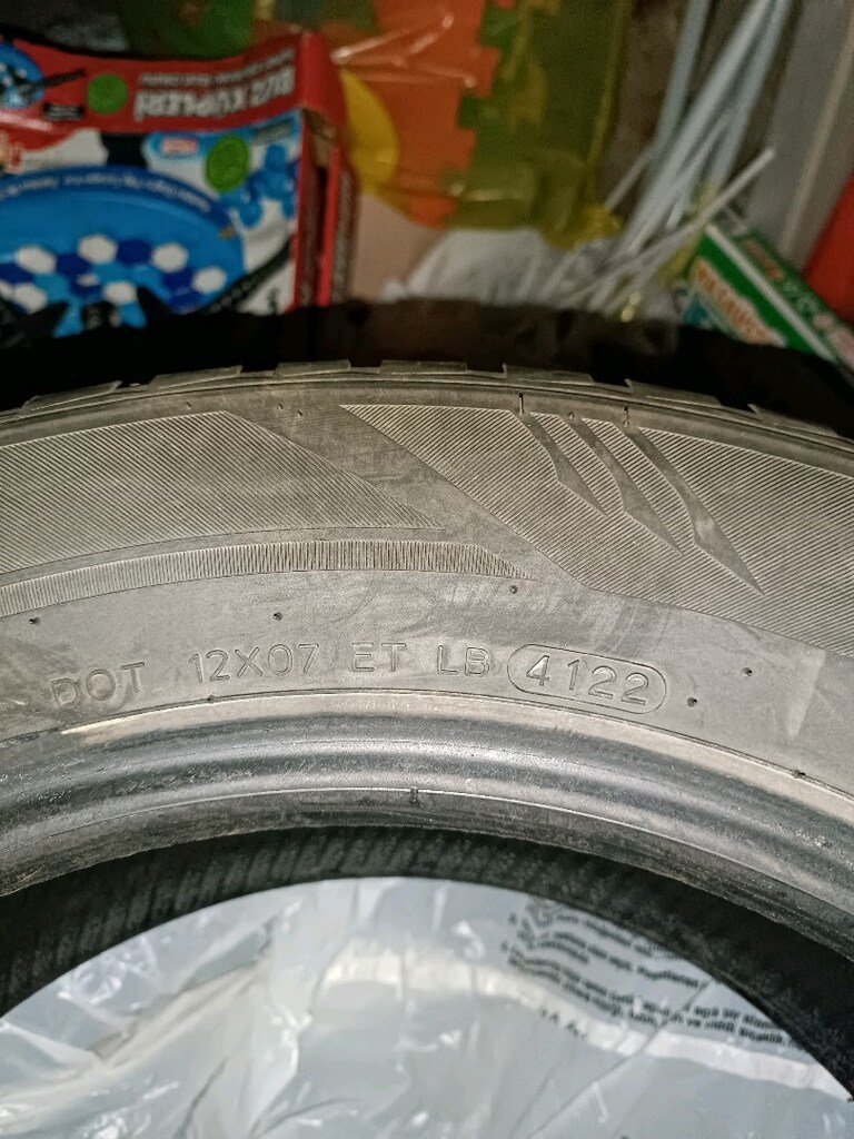 215 60 R17 96H 4 adet temiz az kullanılmış kışlık lastik - 7