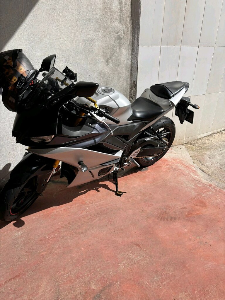r25 - 6