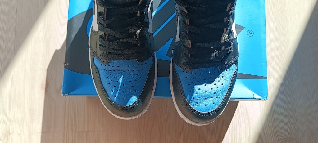 Air Jordan 1 Retro High OG UNC Toe 41 - 4