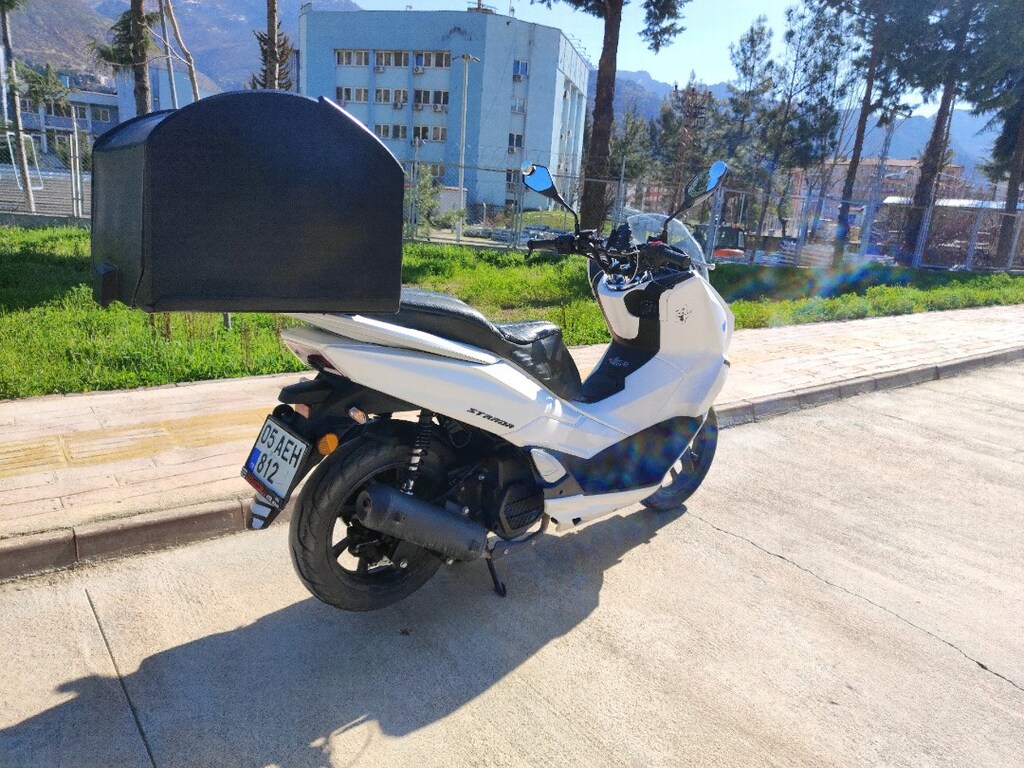 Sorunsuz, titreşimsiz Mondial Strada 125 - 3