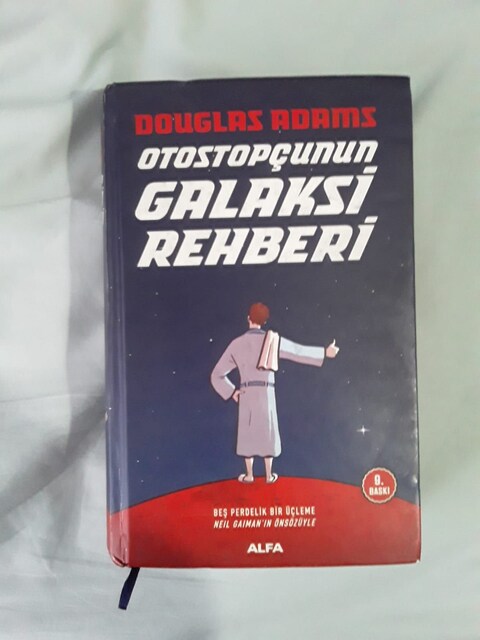 Otostopçunun Galaksi Rehberi - Ciltli