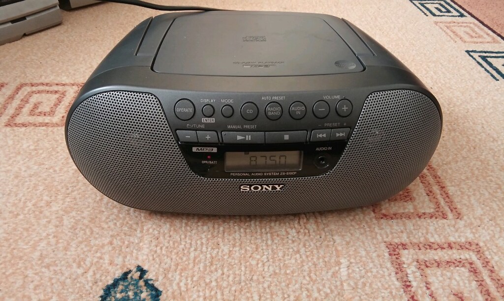Sony marka radyolu, cd çalarlı müzik seti - 4