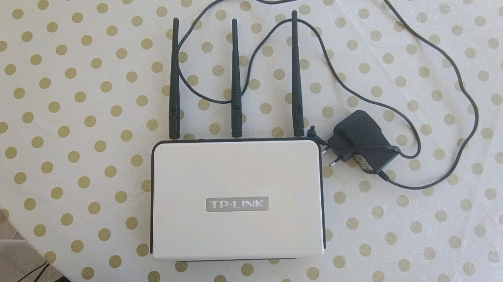 TP-LINK router - 3