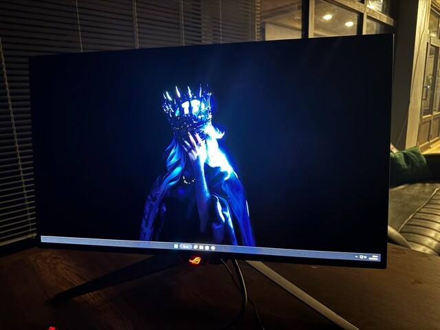 Asus Rog 2K Oled 26,5 Monitör