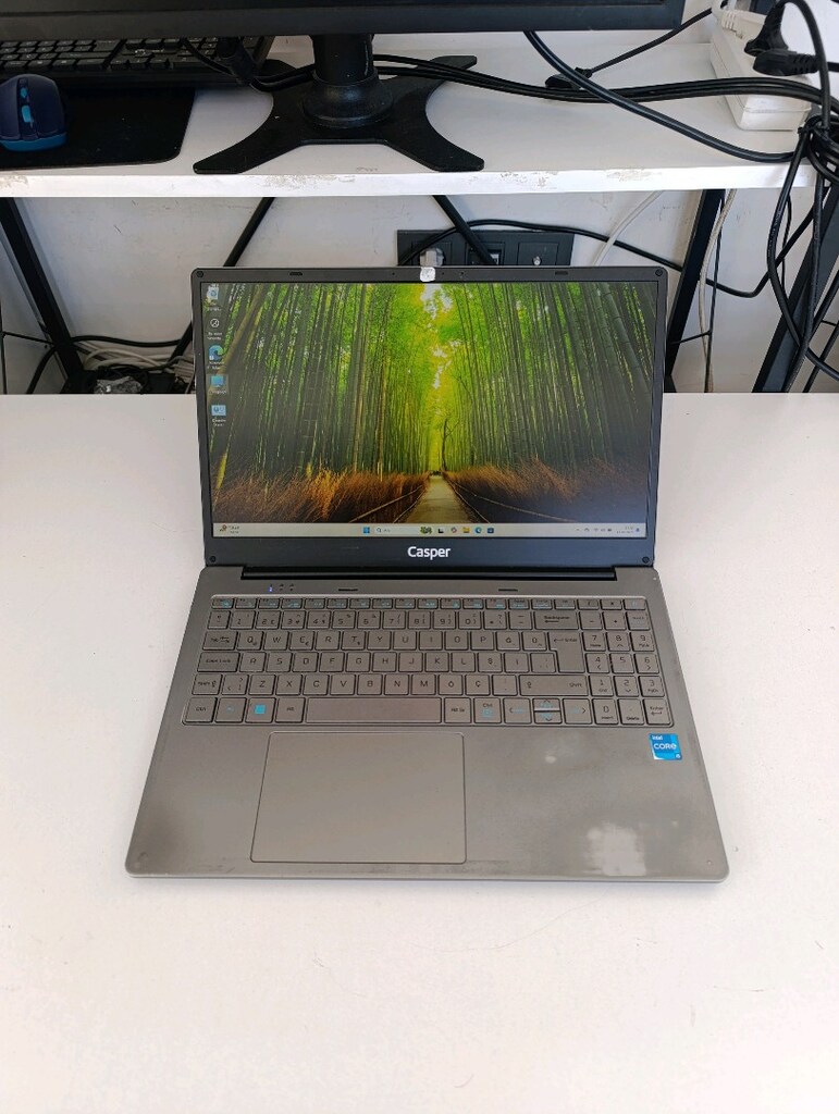 Casper Laptop i5 - 2