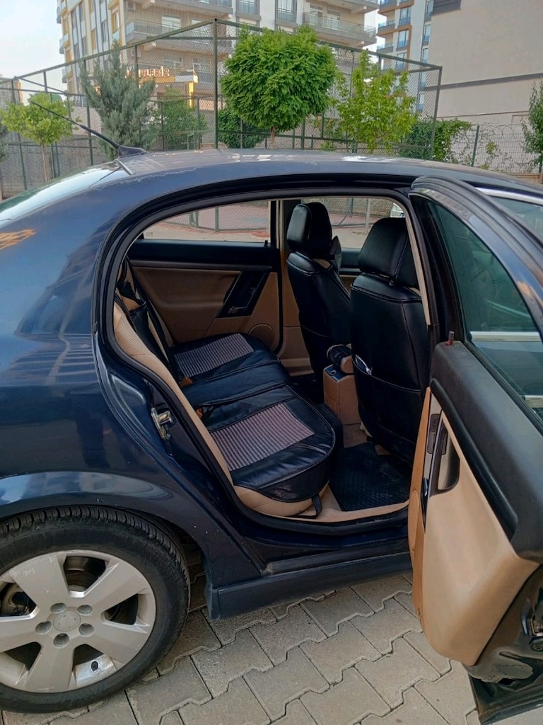 2003 model 2.2 Opel Vectra - 7