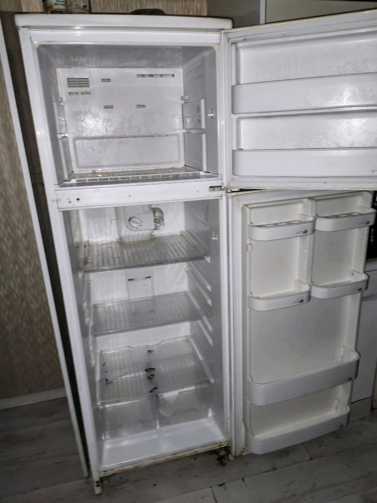 BUZDOLABI AKTİF OLARAK KULLANILAN DOLAP YER BUCA - 3