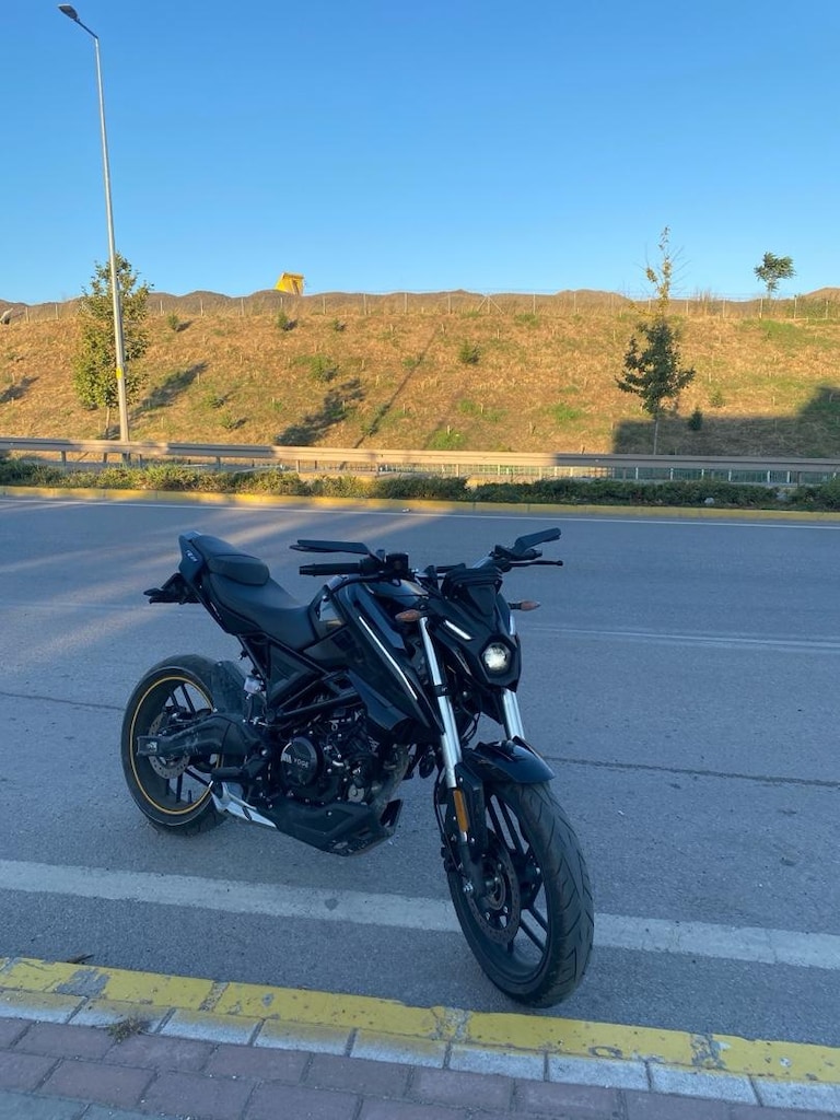 Voge 125R