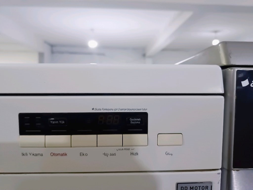 6.000 TL Etkin LG 5 programlı dijital ekran yeni nesil çok temiz bulaş - 7