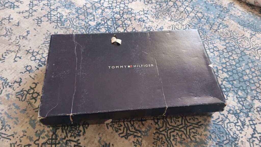 TOMMY HİLFİGER yeni gibi marka takıntısı olana - 2