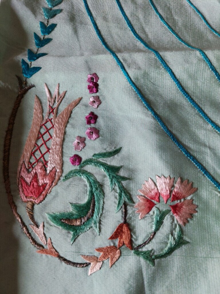 ANTIKA KİRLENT İPEK LALE MOTIF İSTANBUL NAKIŞI ASTARI DA İPEKLİ - 6