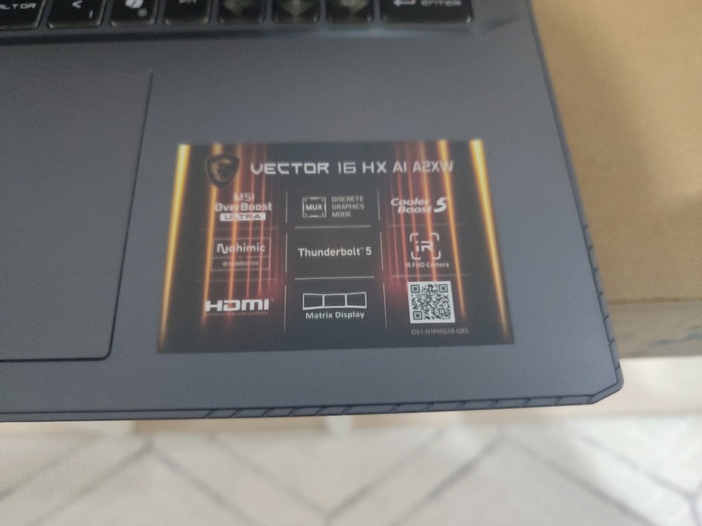MSI VECTOR 12GB RTX5070Tİ CORE ULTRA 7 255HX 16RAM 1TBSSD 16AY GARANTİ - 3