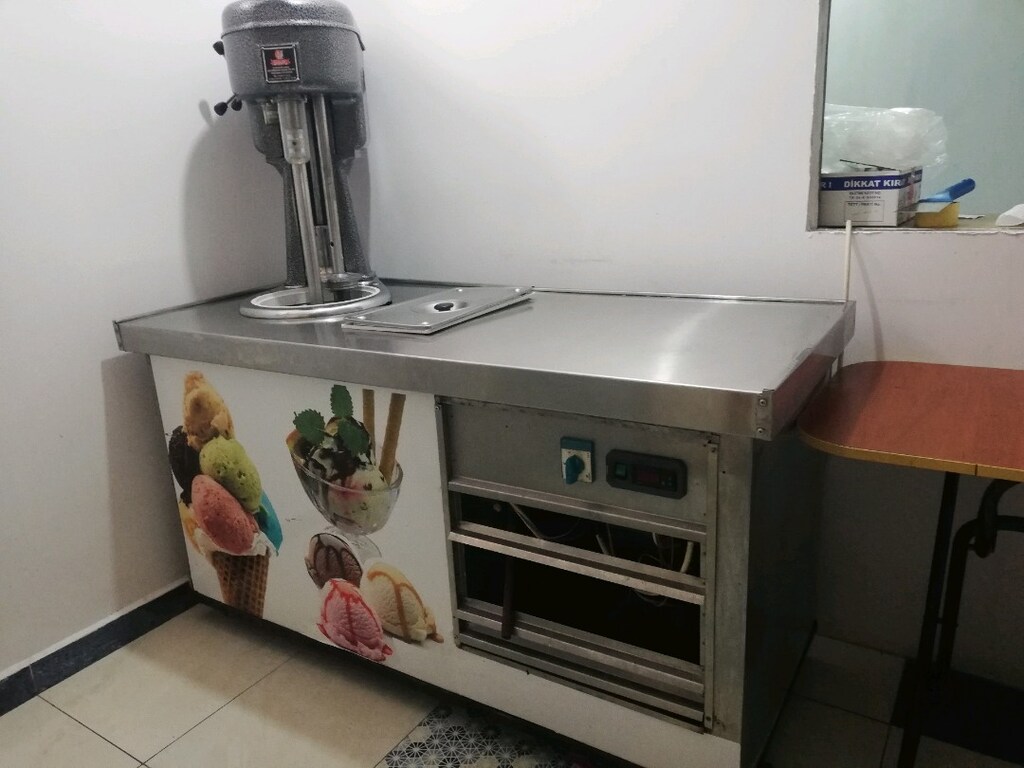 Beşyıldız marka 21 gözlü dondurma reyonu - 3