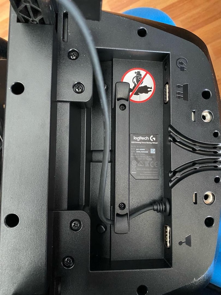 Logitech g29 - 6
