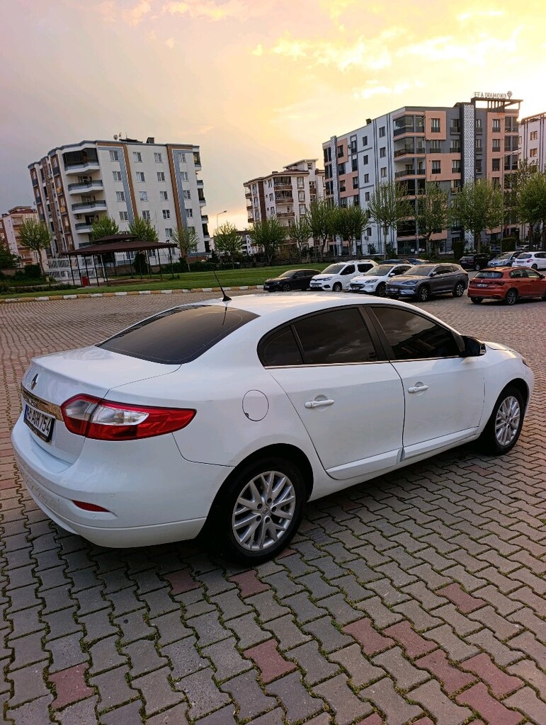 Araba Fluense 2015 model TOUCH PAKET - 9