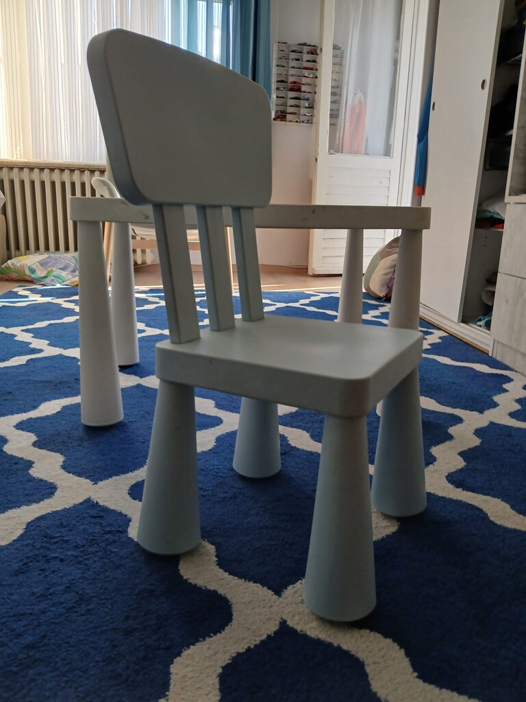 ikea çocuk masa ve 1 sandalye - 2