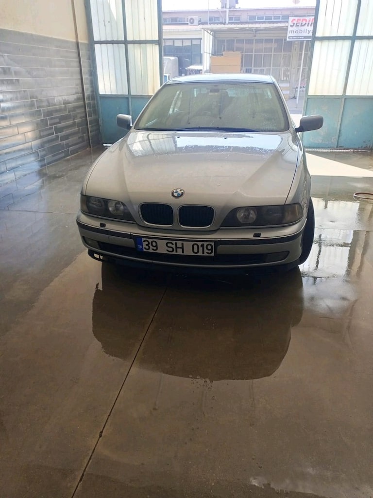 BMW 520İ - 3