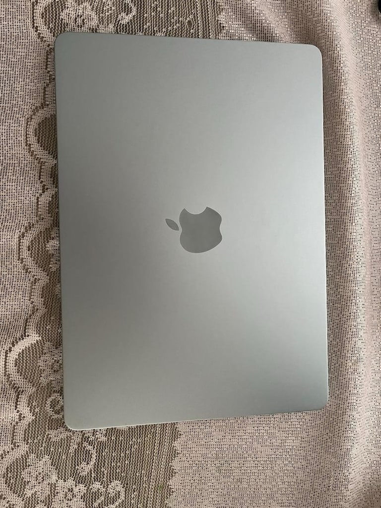 Apple MacBook Air M5 16/512 - 2
