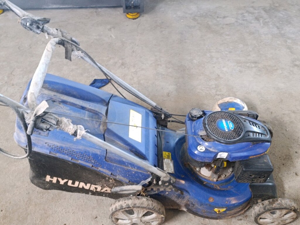 Tekerlikli ot biçme makinesi Hyundai 159cc - 3