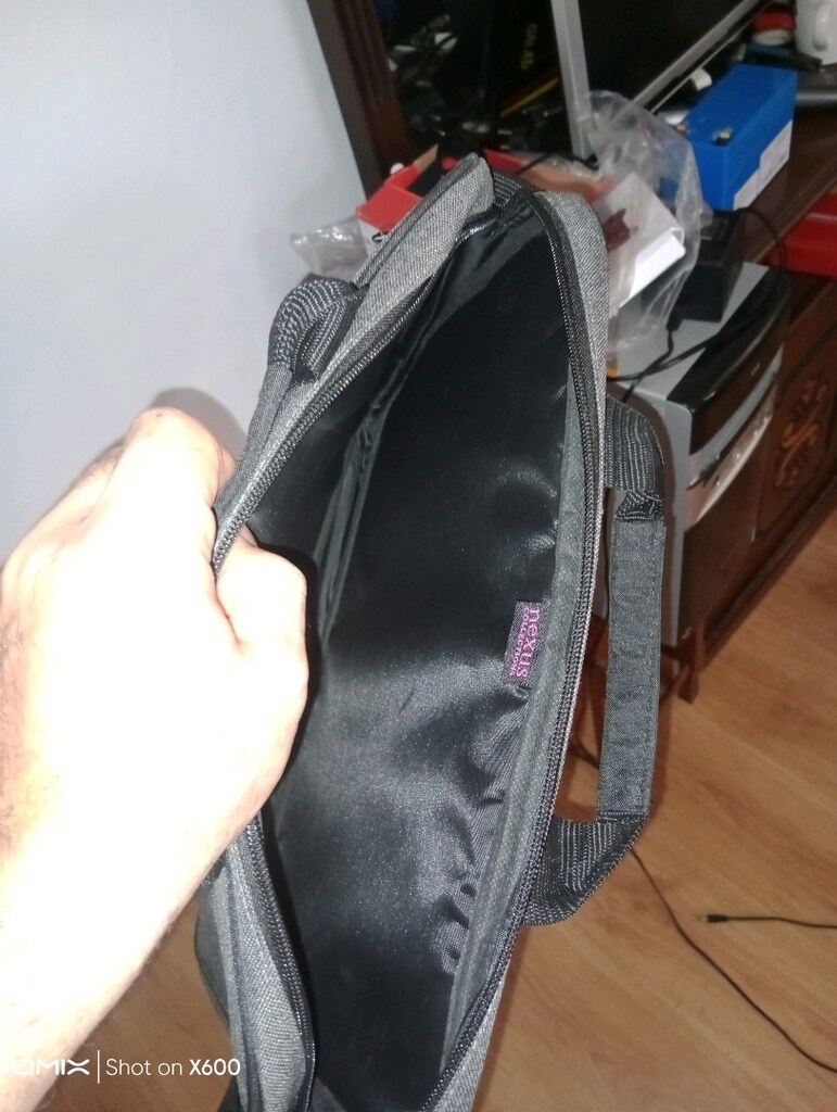 LAPTOP ÇANTASI - 4