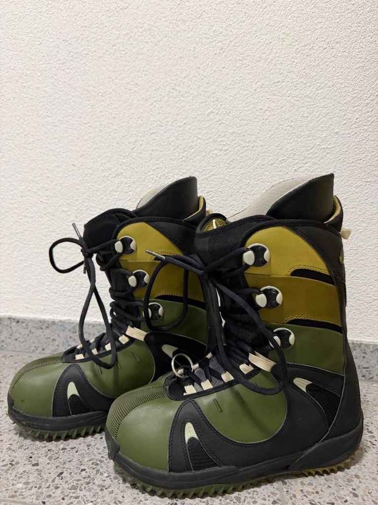 Burton Snowboard + Bağlama + Bot Seti - 4