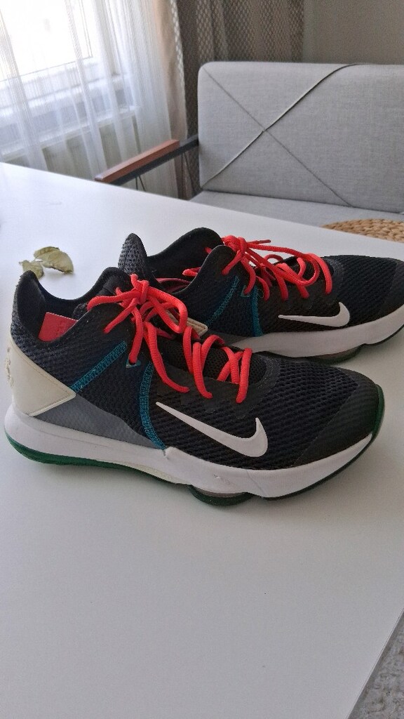 NIKE SPOR AYAKKABI Orjinal. ACİL SATILIK - 3
