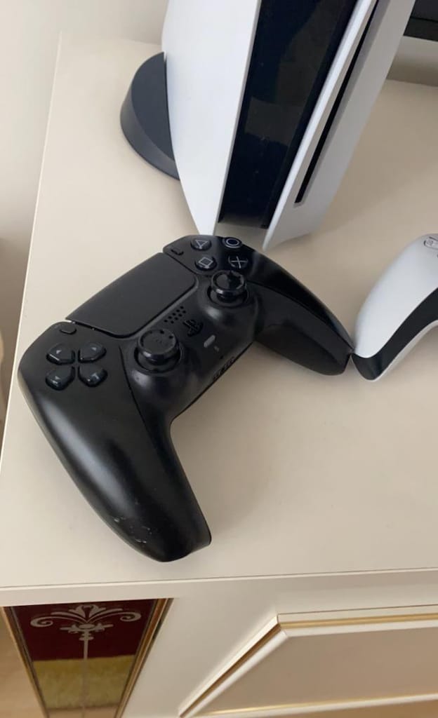 PlayStation 5 Oyun Konsolu - 2
