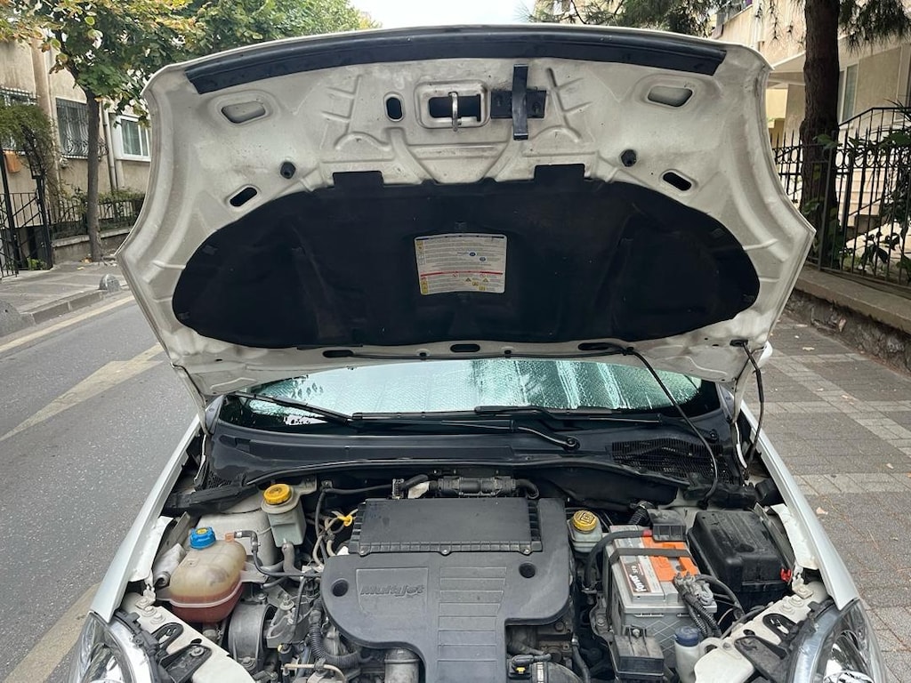 2012 model fiat linea Euro 4 129.000 km - 12