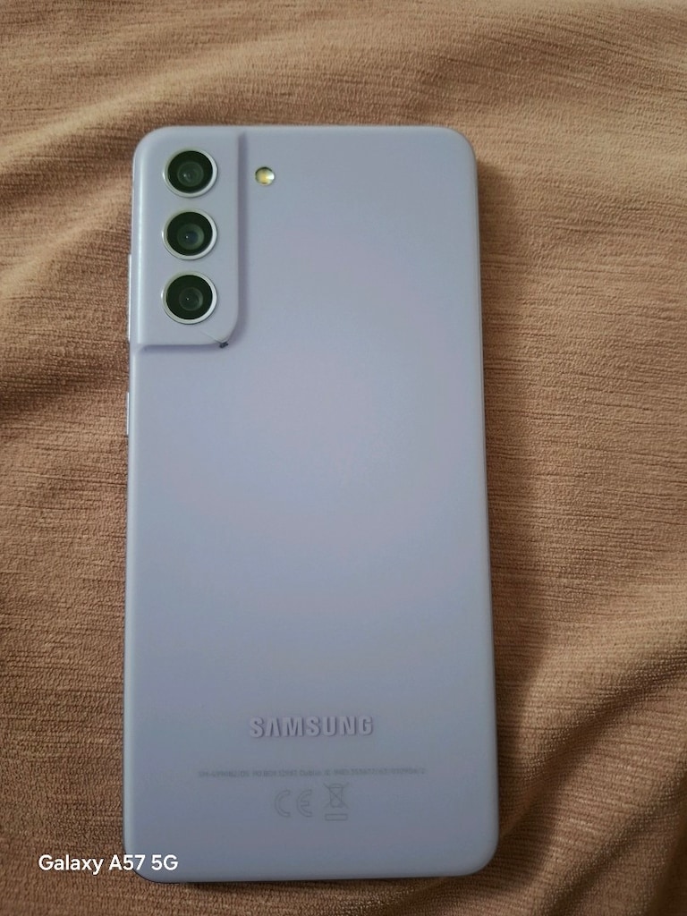 Samsung S21 FE - 6