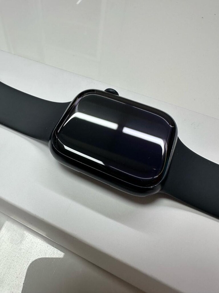 Apple Watch 8 45mm Siyah - 4