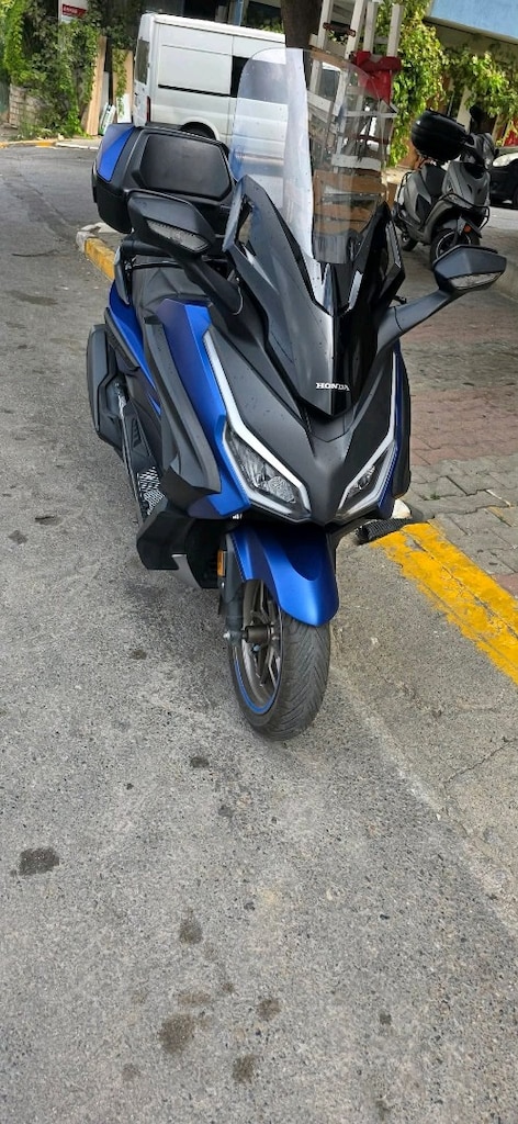 HONDA FORZA 250 - 2