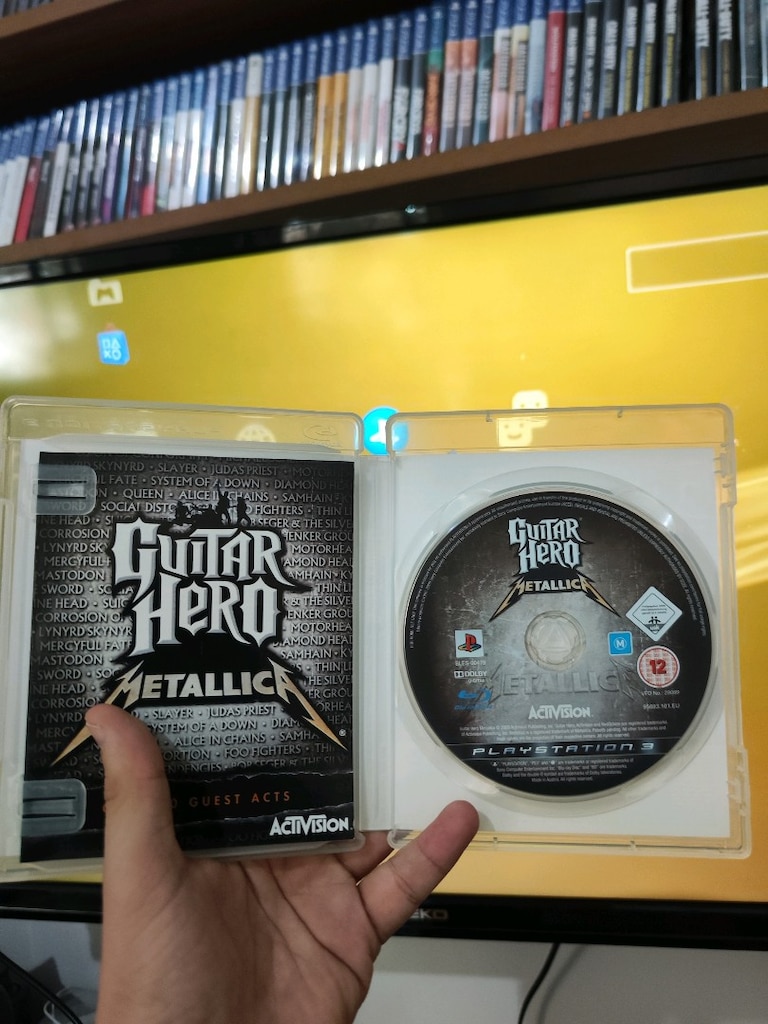 PS3 GİTAR HERO METALLİCA - 3