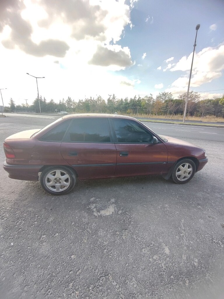 1997 Model Opel Astra 1.6 16V GLS Sedan Otomatik Vites Benzin+Lpg - 3