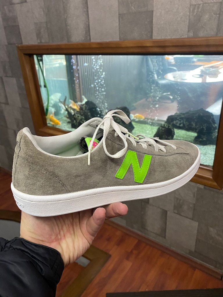 NEW BALANCE SÜET BEJ 42.5 SPOR AYAKKABI