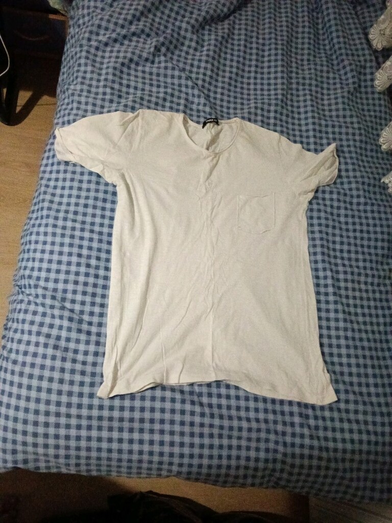 Krem Cep Detaylı T-Shirt - 2