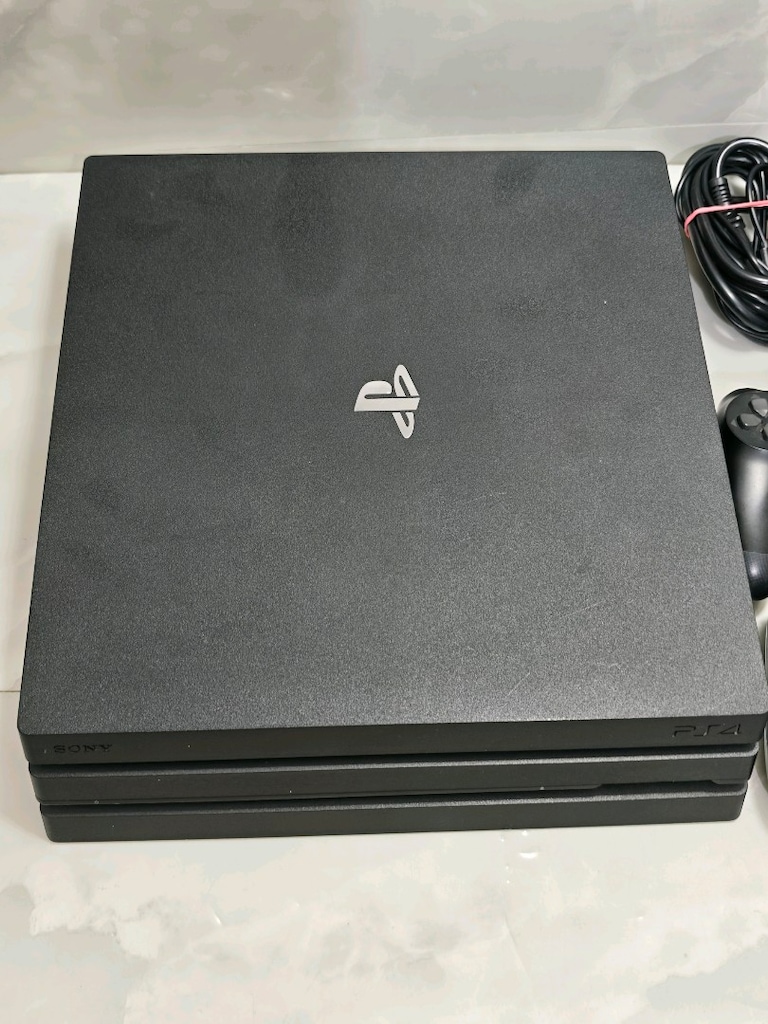 Sony PlayStation 4 Pro 1TB CUH-7116B + 2 Kol - 2