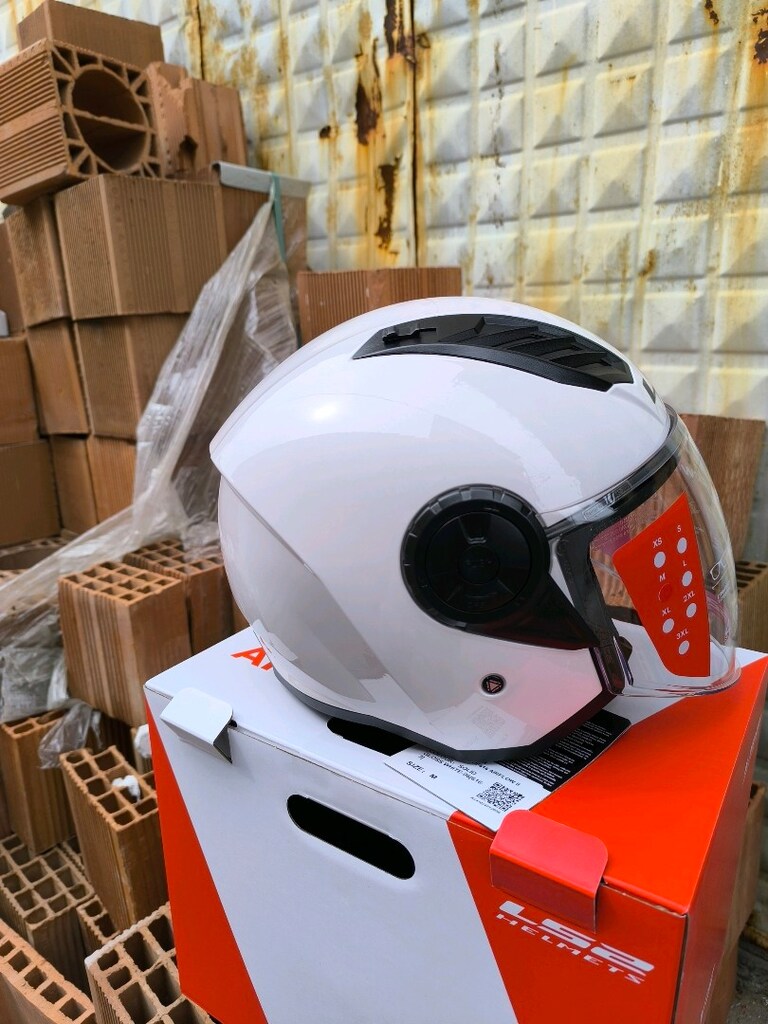 Kask LS2 Airflow 2 Sıfır Hiç Kullanılmadı Beden M Mevcuttur Bozyaka - 4