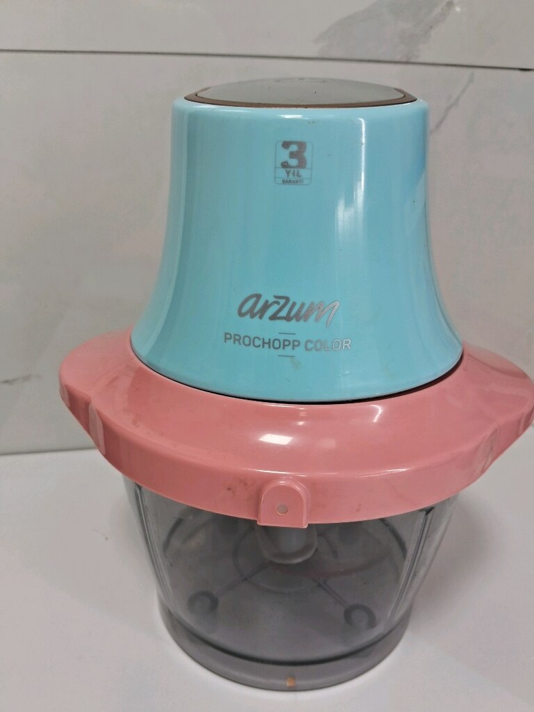 Rondo Doğrayıcı Arzum AR1036 Prochopp Color 600 W Doğrayıcı çalışıyor - 7