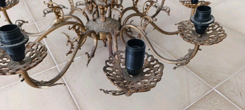 Antika vintage yalı veya büyük salon sarı pirinç 10 kollu avize - 9