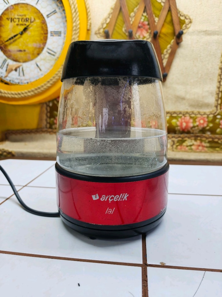Arçelik Lal 8025 Çay Makinesi Su Haznesi satılık. alt tablası ve demli - 4