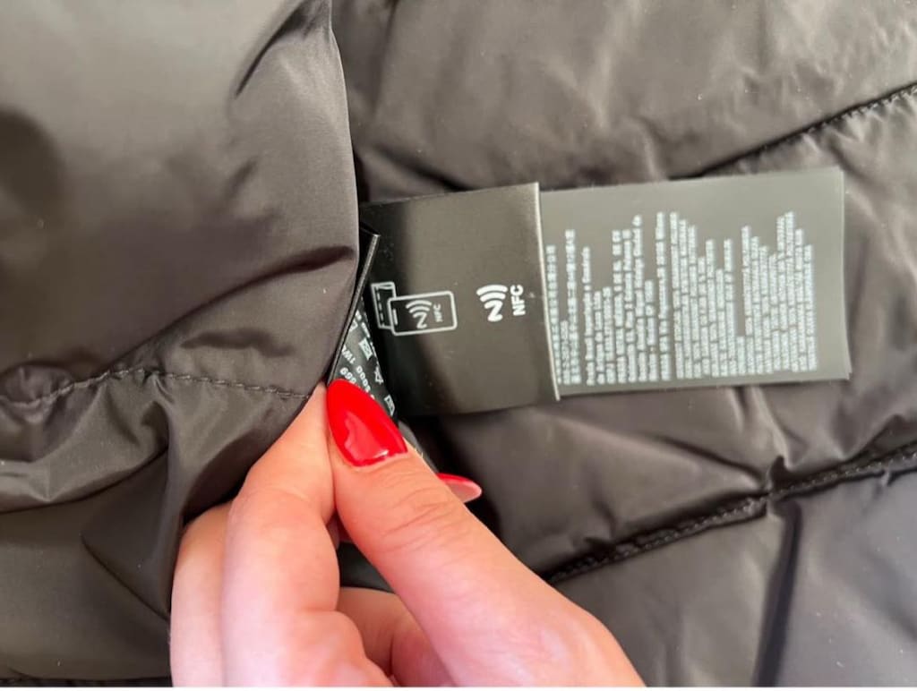 Orj Prada Kemerli Re-Nylon Şişme Mont - 4