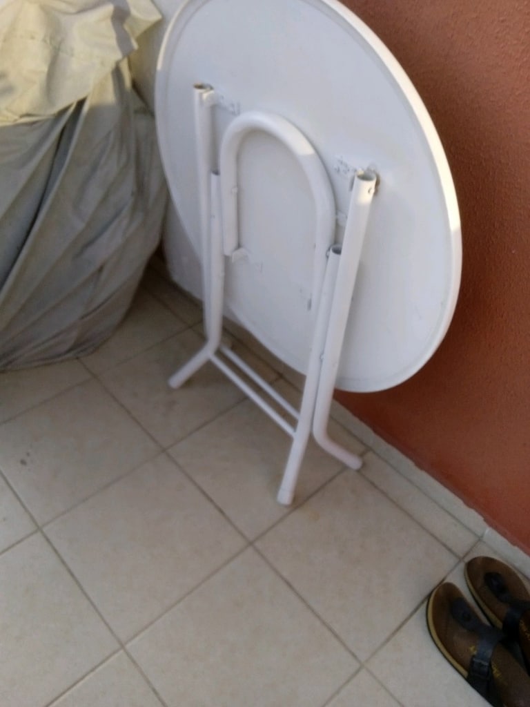 yuvarlak üzeri Mermer Desenli katlanır masa - 3