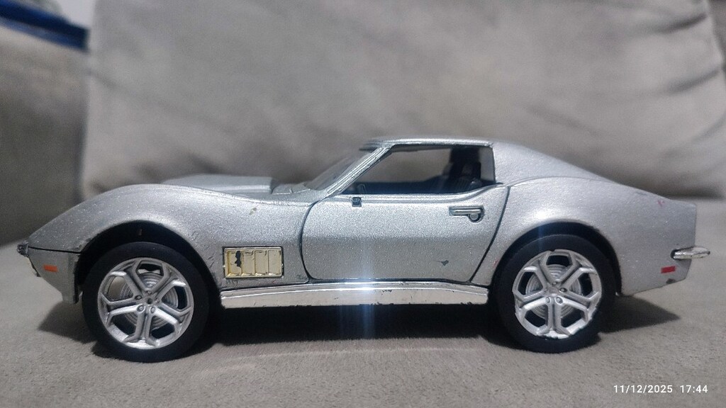 1968 Corvette Stingray modeli metal diecast oyuncak araba - 5