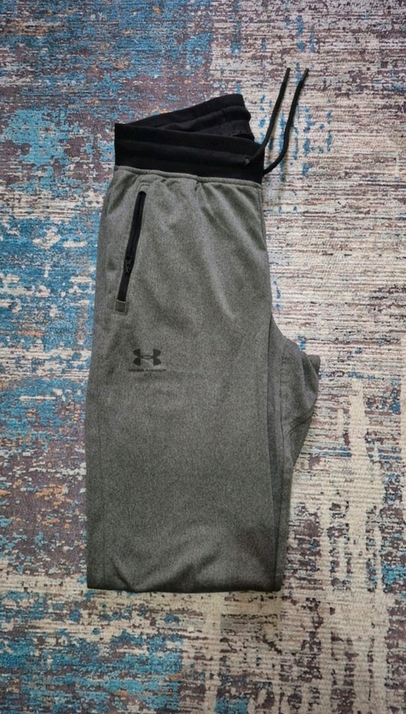 under armour eşofman altı