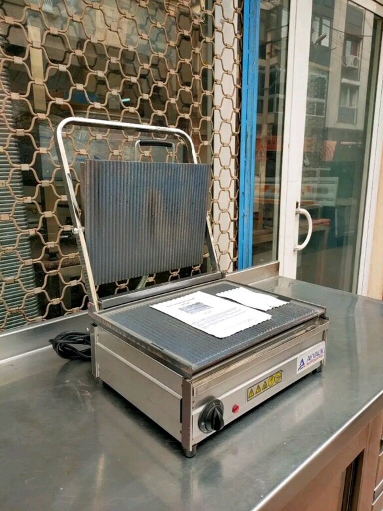 ayvalık marka 12 dilimlik tost makinesi ızgara köfte sandviç makinası - 3