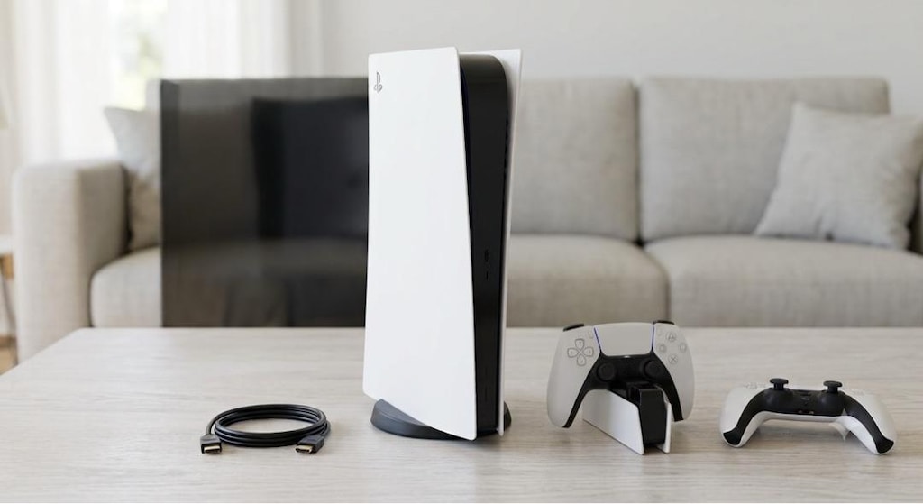 Temiz Sony PS5 Dijital + Çift Kol + Orijinal Şarj Dock