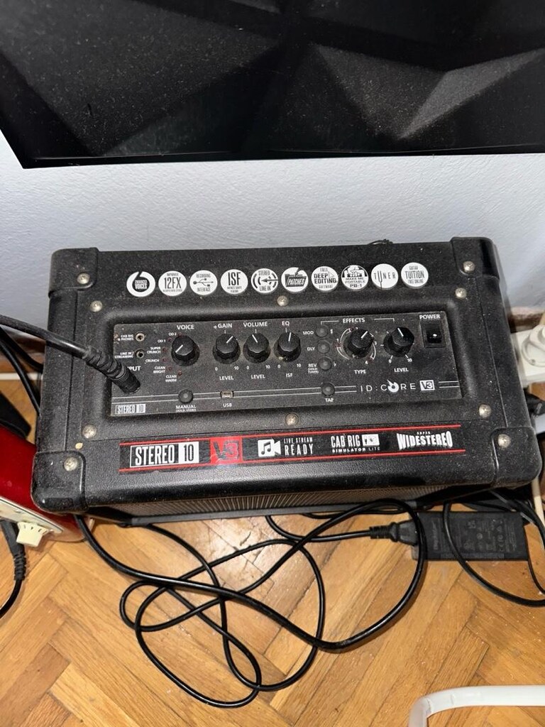 Sx Elektro Gitar ve Id core 10 v3 Amfi - 2