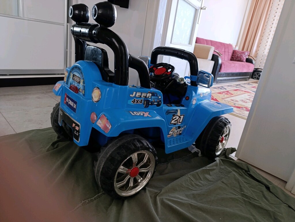 12 vot çocuk arabası temiz - 3