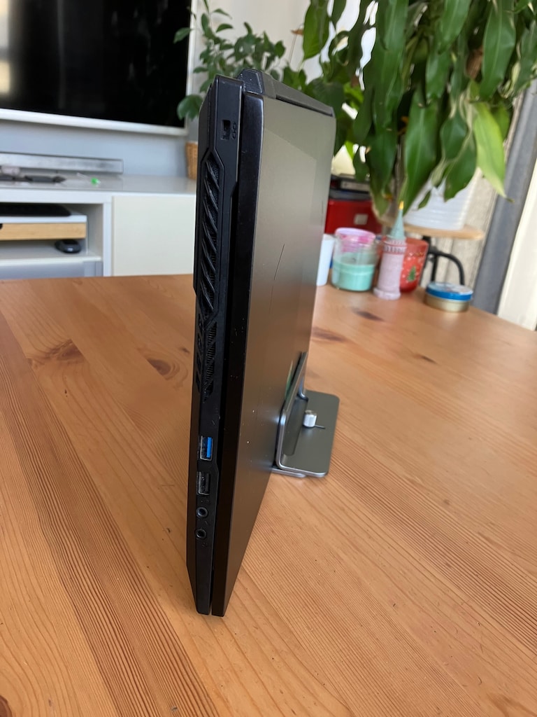 Monster Gaming Laptop 17.3 RTX 3050 - 6