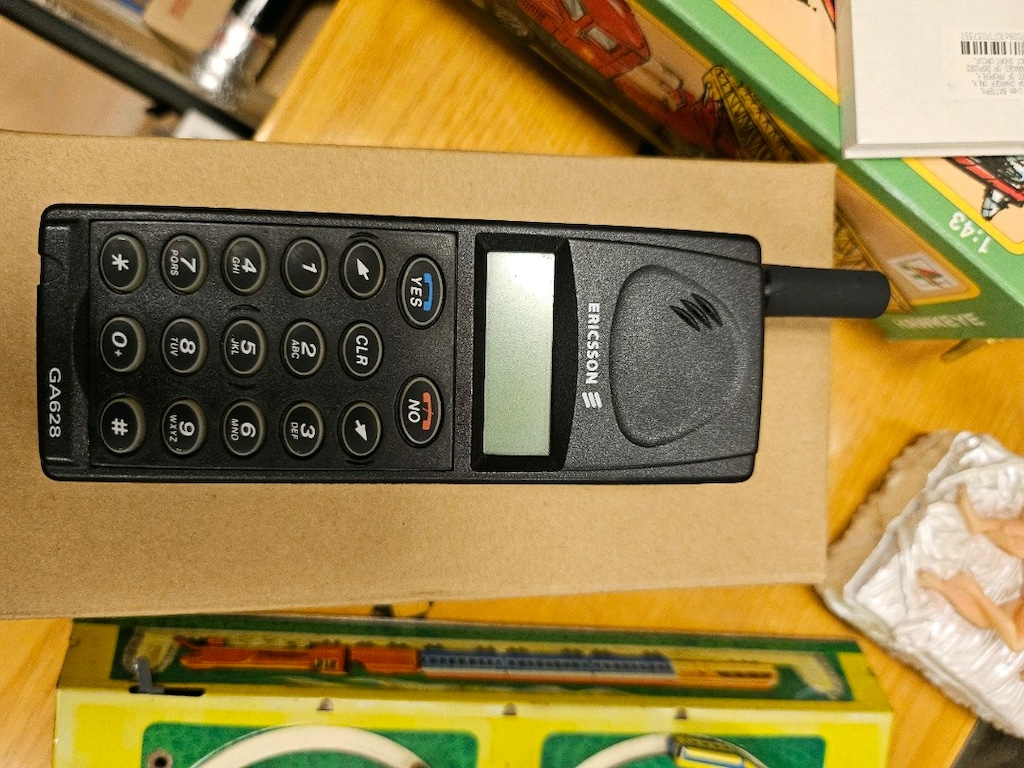 ANTİKA CEP TELEFONU KOLEKSİYONU - 12